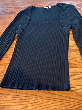GAP Black Ribbed Top with Scalloped Trim